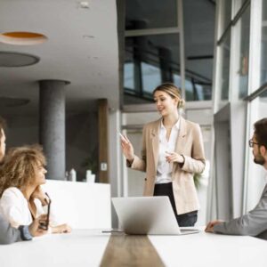 How Top B2B Marketing Agencies Drive Growth for Service-Based Businesses