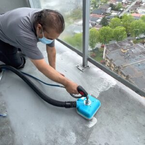 How to Tackle Sand and Dust with Professional Balcony Cleaning Dubai